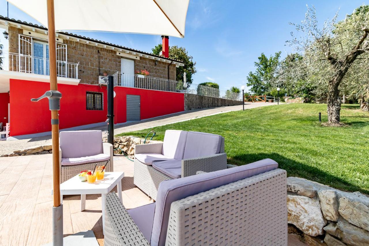 Villa Vacanze La Quercia Carbognano Exterior foto